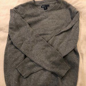 The Gap. Boys grey sweater, size 8 (M) cotton